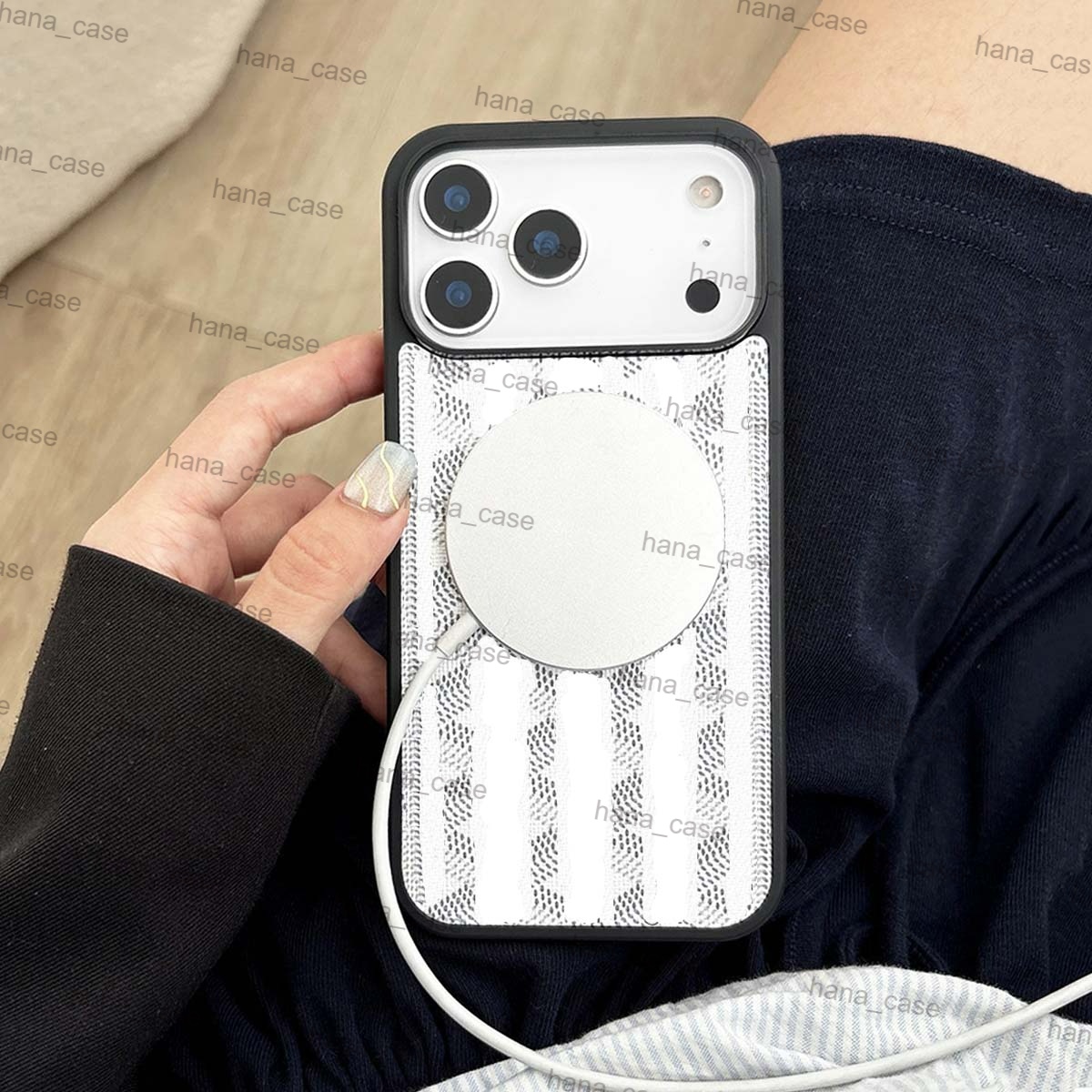 Support Wireless Charging Strong Magnetic Function Luxury Phone Case for iPhone 17 Pro Max 16 Pro 15 14 13 Designer iPhone Case for Women Men Phone