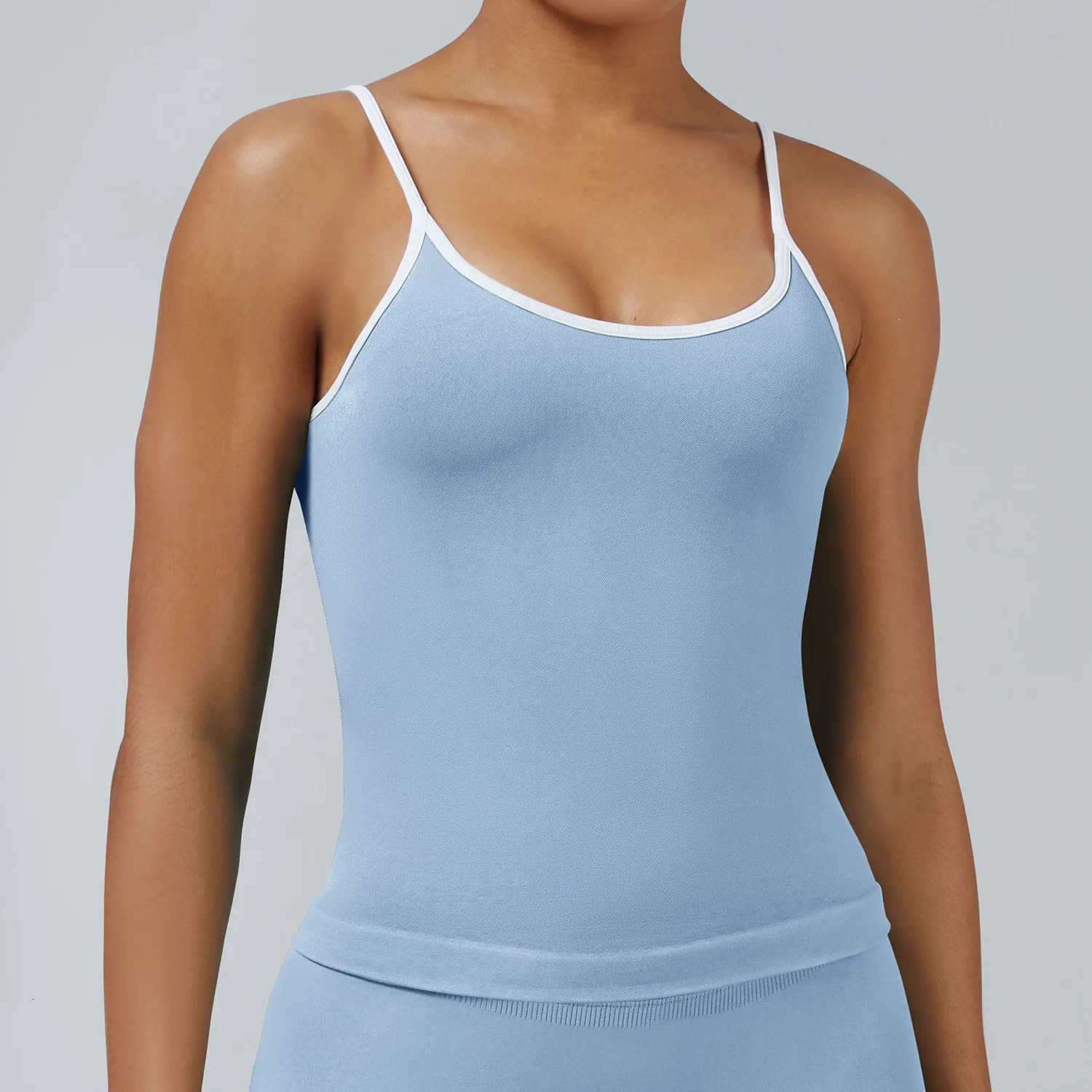 WANAYOU Ignite Cami Top for Women Seamless Yoga Shirts with Pads Low U Back Sports Crop Tops Elastic Workout Bra Gym Fitness Top 251114BJ