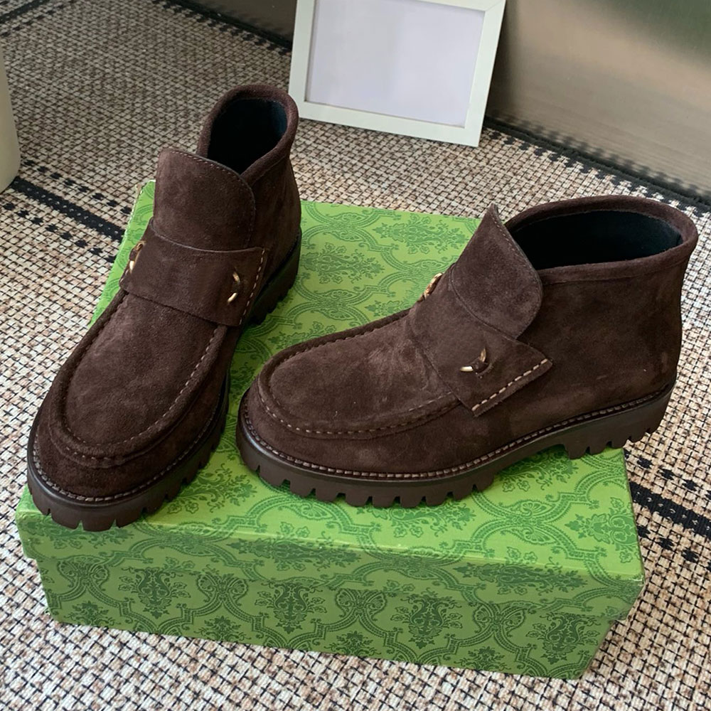 Nouvelles bottes de créateurs de bottines Horsebit pour femmes 764206 en daim marron foncé Bottes d'hiver d'automne Confort Luxe Mode Bottes de c