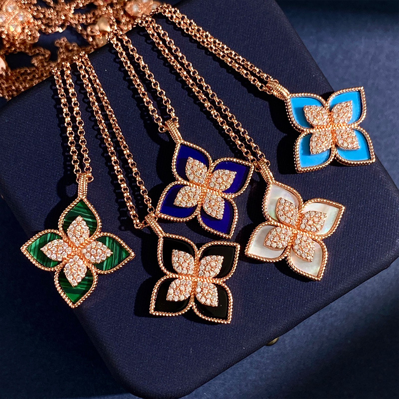 designer four-leaf clover necklace women's luxury jewelry vintage style four-petal flower diamond-accented onyx pendant necklace daily wear fas