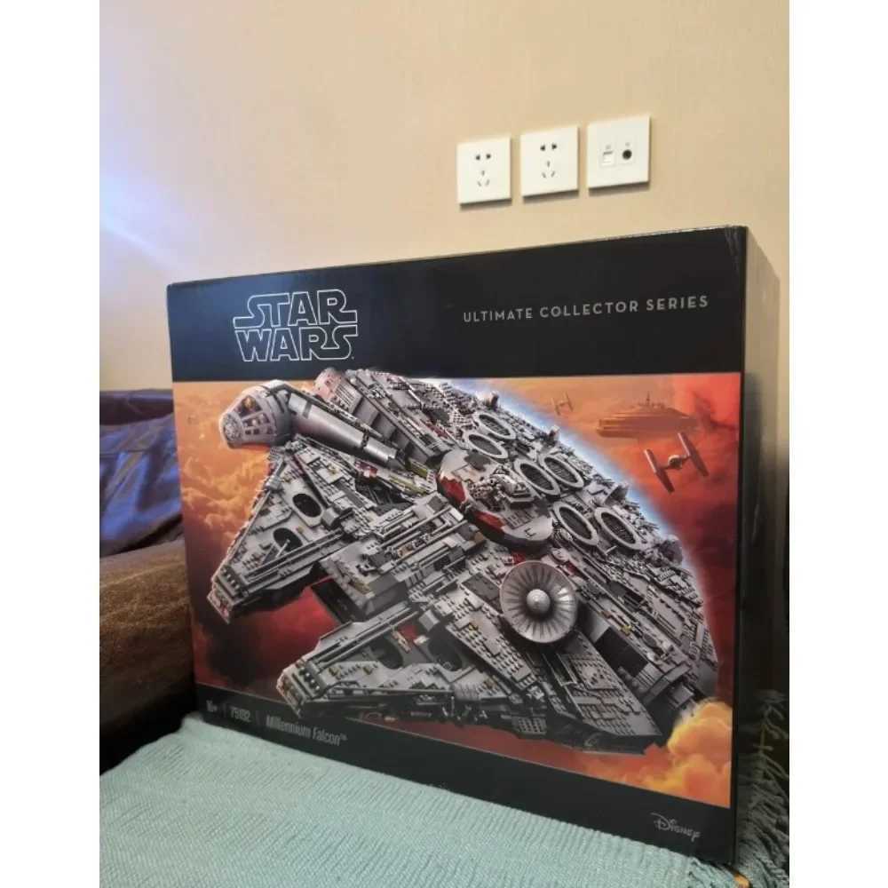 In Stock The Large Millennium Ship Falcon 8445pcs Building Blocks Bricks Compatible 75192 Toys For Kids Birthday Christmas Gifts C251204-image-1087261928