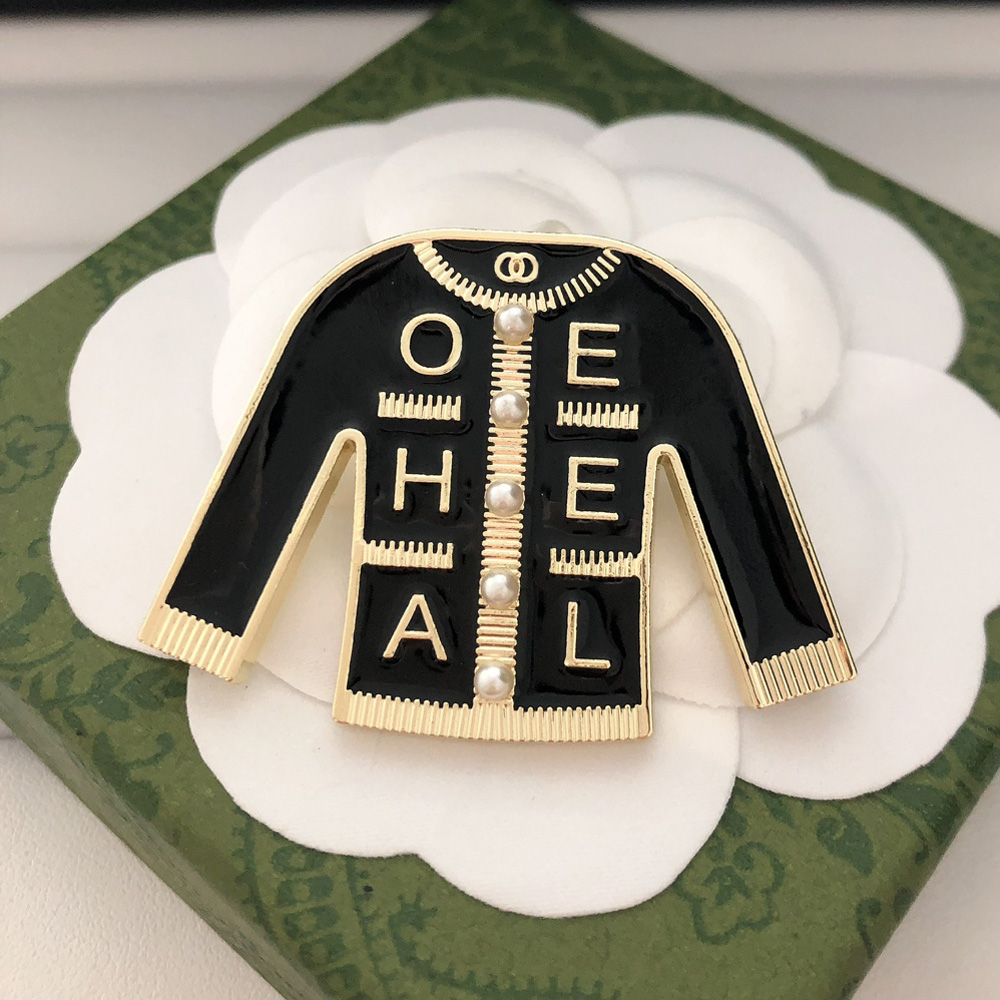 Street Bowknot Embossed Brooch Luxury 18K Gold Plated Crystal Pearl Brooch Party Gift Luxury Lapel Brooch Designer Unisex Badge Brooch Spring Fas
