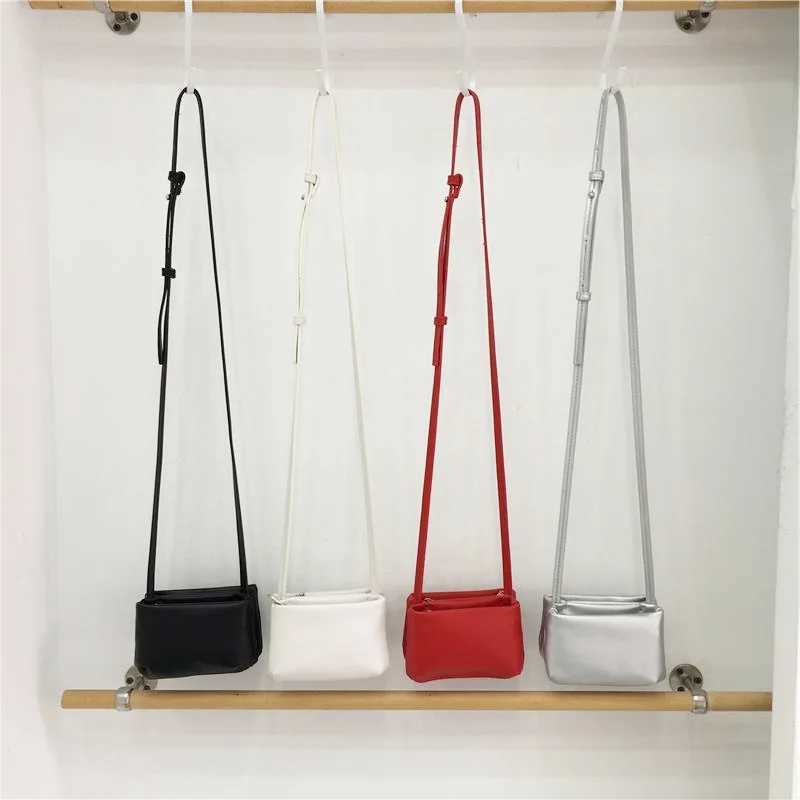 Mini Soft Pu Leather Red Small Sacl Sac Fashion Fashion Long Sprle Sprle Bas Bag Mini sac à fermeture éclair Double portefeuille W250421