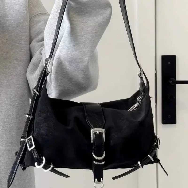 Retro Korean All Match Street Clothing Handbag Fashion Grunge Casual Shoulder Bag Y2k Aesthetics Ins Simple Cross Body Bag FashionXJ250422