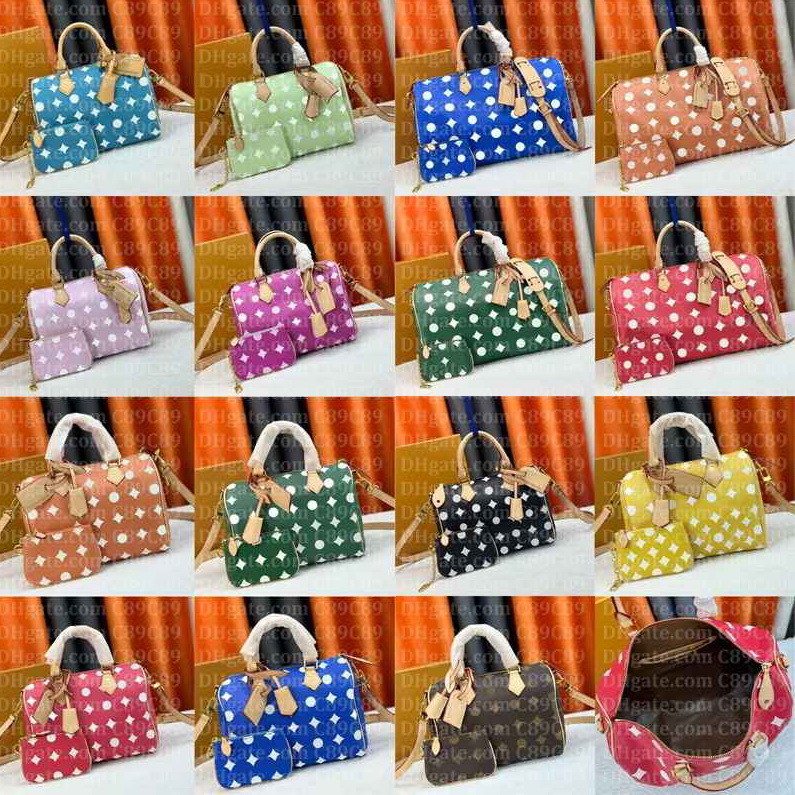 Pillow Bag Designer Bag Duffel Bags Genuine Leather Tote Fashion Letter Print Zipper Open With Small Package Adjustable Shoulder Straps Internal-image-1043943690