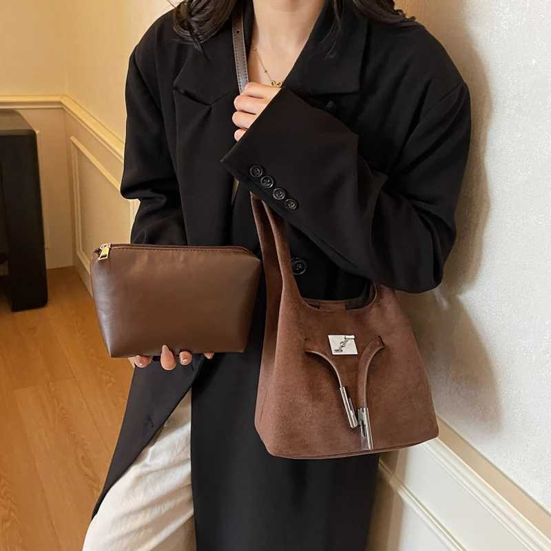 YMY1004 Vintage Suede Basket Bag for Women 2025 New Trendy Fashion Bucket Bag Niche Shoulder Crossbody BagXJ251122