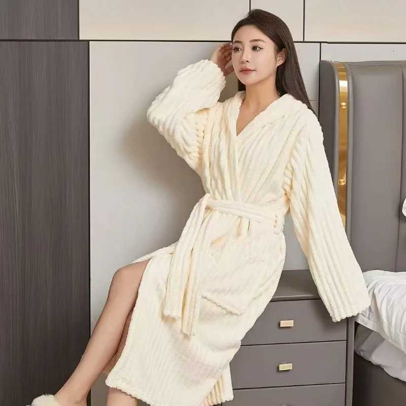 Long Coral Fleece Bathrobe Super Absorbent Thick Bath Towel Robe for Women Men All Seasons Hotel Home Bathrobe C251124-image-1085913123