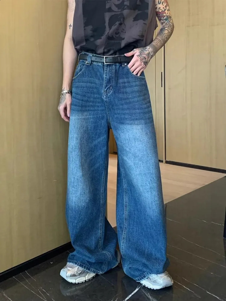 Jeans sciolti di jeans dritti blu in difficoltà giovani streetwear pantaloni in denim personalizzato hiphop maschere Trend 250409z 250409Z