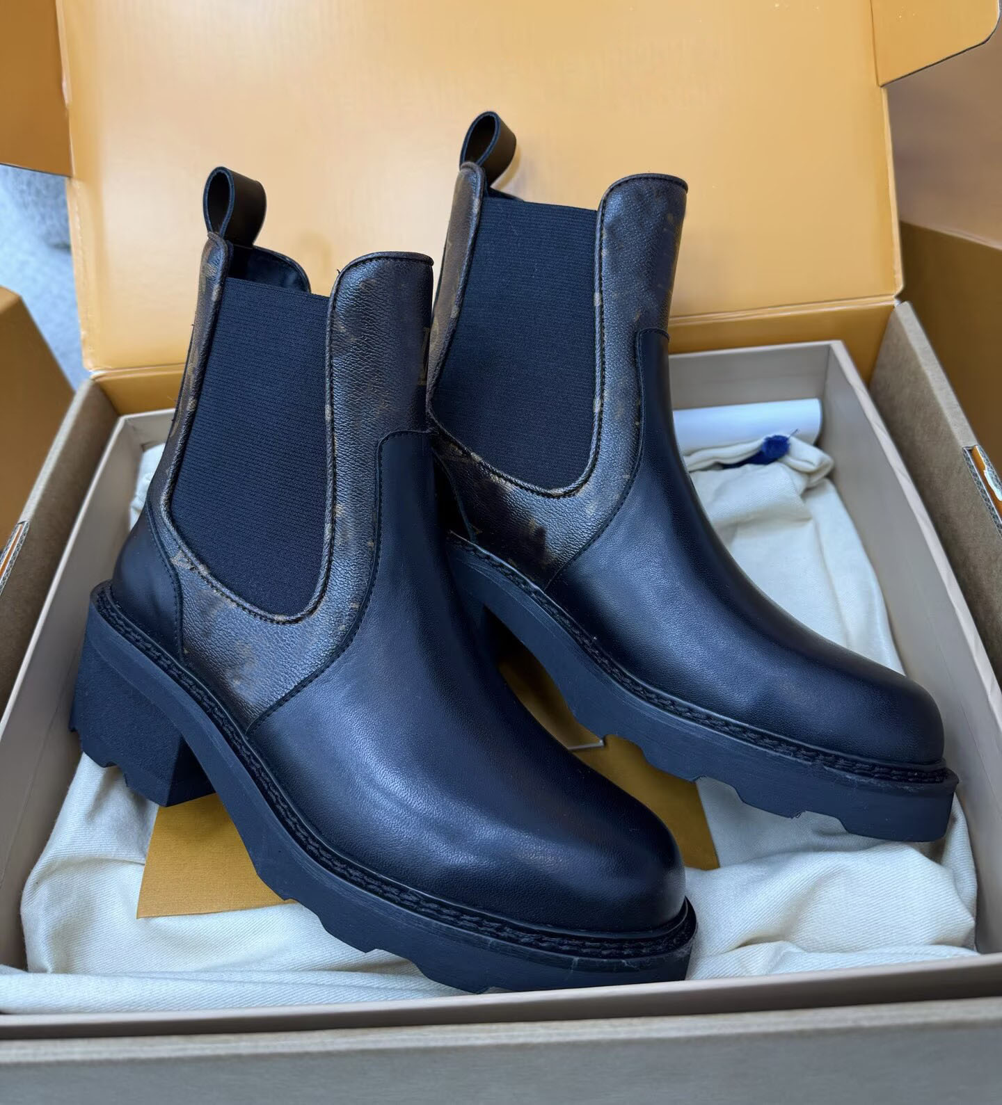 Top Diseño de invierno para mujer Beaubourg Chelsea Botines con suela de goma de piel de becerro suave Vestido de novia para fiesta Excelente Lady B