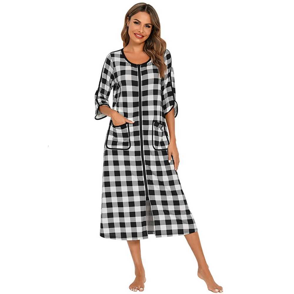 Women Autumn Plaid Zipper Front Robes Long Sleepwear Soft Nightgown Warm Loungewear Maternity Bathrobe Pajamas C251124-image-1085913468