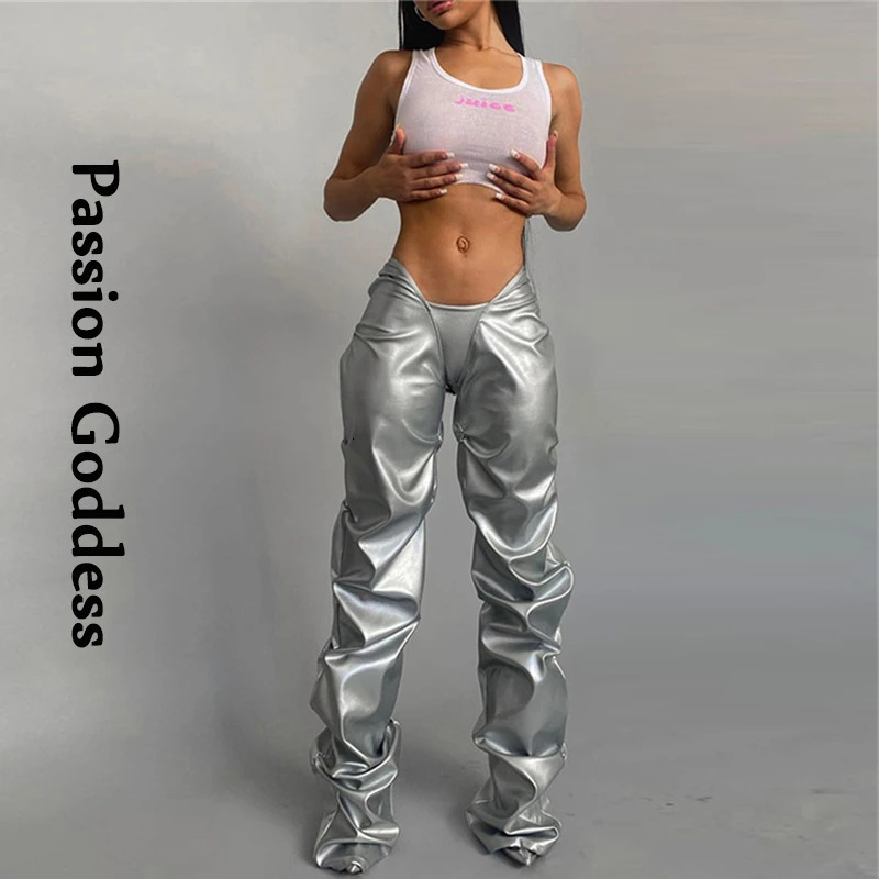 Pantaloni da donna alla moda in argento metallizzato PU impilati pantaloni pieghettati a forma di V pantaloni elastici dritti in pelle lucida a vita