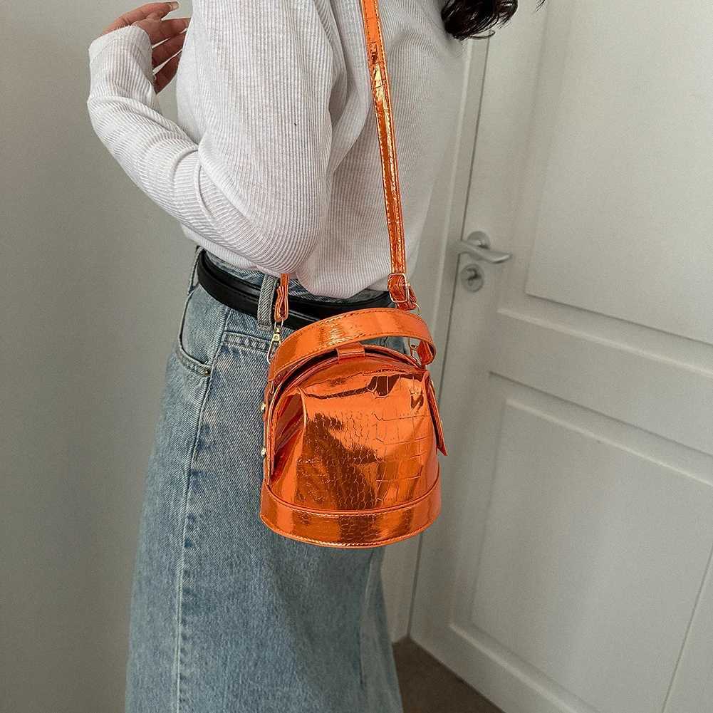Mini shiny bucket bag PU leather wallet Fashion cross body chain bag Gold silver backpack Womens wallet Party shoulder bagXJ250420