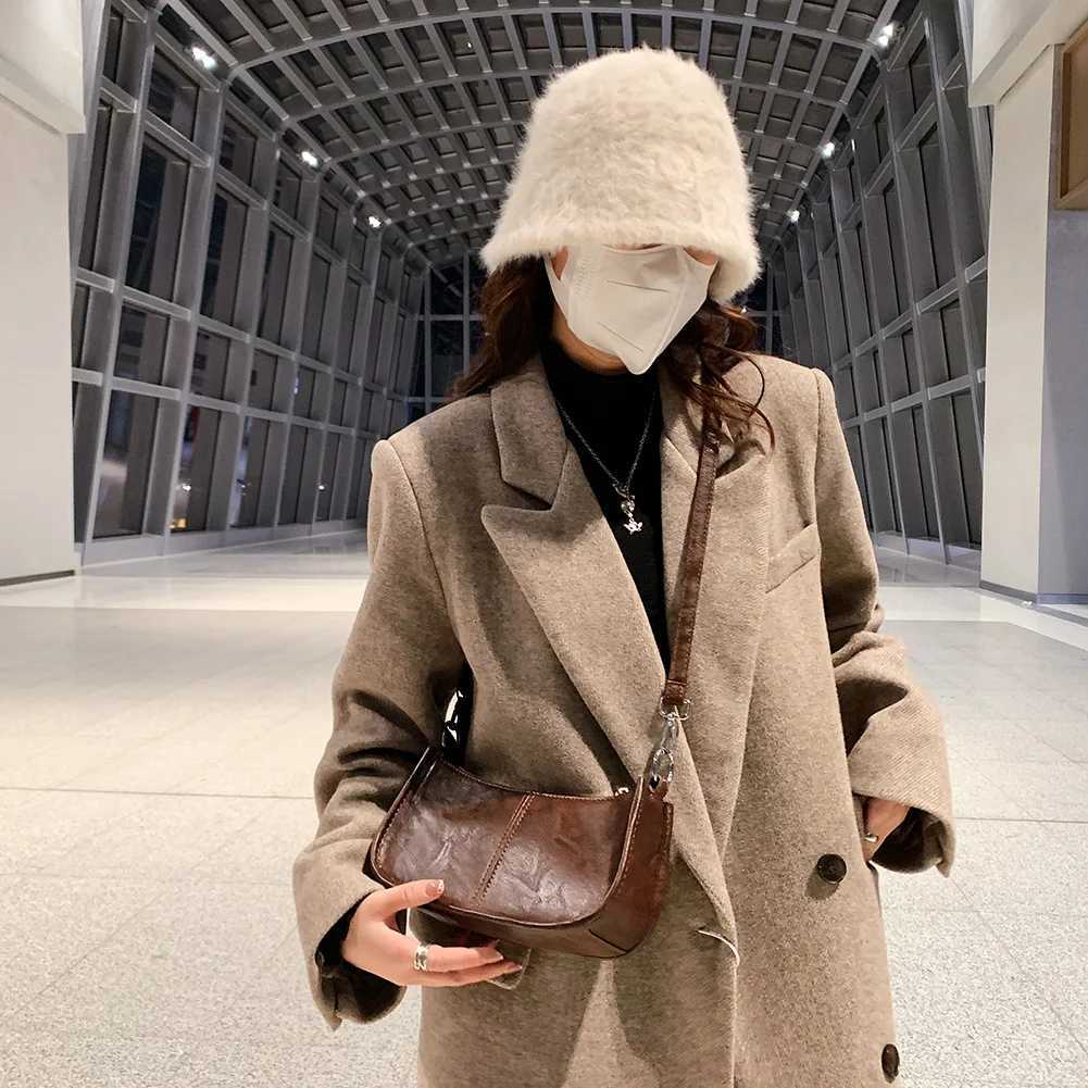 Fashion lingerie bow womens bag 2024 Korean version new simple casual pillow bag fashion Versatile shoulder bagXJ250420