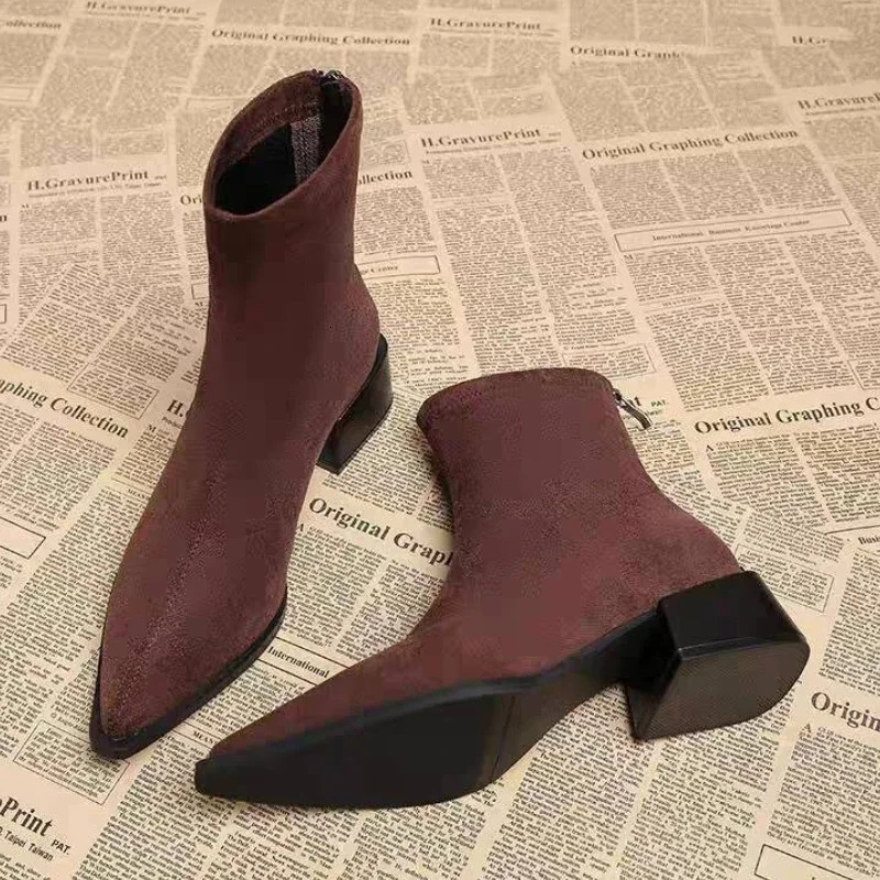 Bottines en daim léopard pour femmes, chaussures à talons épais et à bout pointu, courtes et modernes, automne, 251121