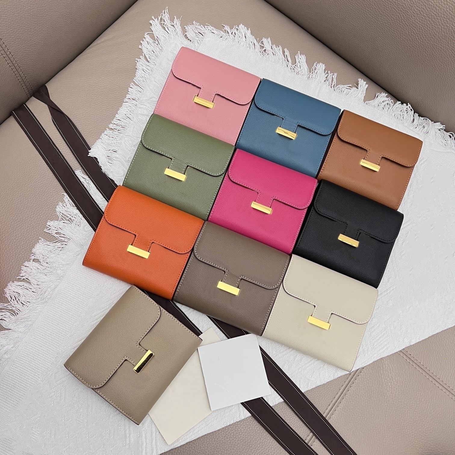 Designer Wallets Constance Women Men Purse Mini Holders Leather Luxury Moneybag Ladies Billfold Black Beige Blue Pink Gold Silver Metal Buckle Kh-image-818709822