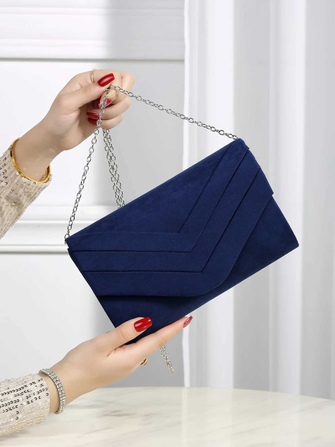 Luxurious and elegant exquisite velvet evening bag for women party girls brides to attend parties weddings and gatherings W251126