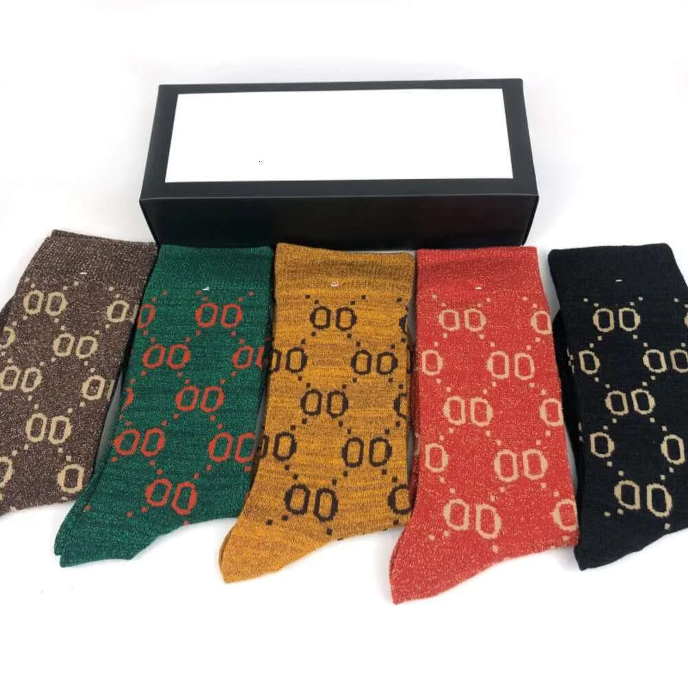 Designer 100% Cotton Man Woman Long Sport Spring Autumn Winter Casual Business Sock Warm Adult Sweat Letter Printed Solid Gift Socks