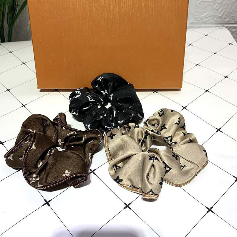 Designer Jewelry Vintage Printed Scrunchie for Women Fabric Hair ties Boho Elastic Hair Band Women Hair Accessories Girls Ponytail Holders