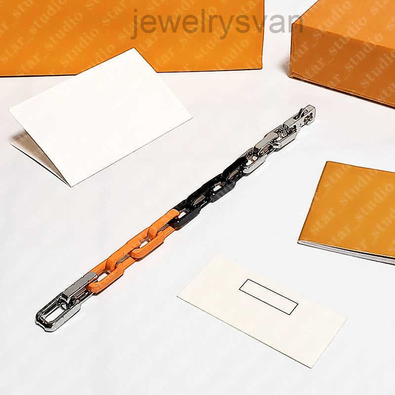 Classique Designer Acier Titane Chaîne Cubaine Bracelet En Bambou Homme Femme Hip Hop Lettre Wer Trempé Avec Des Bracelets De Feu Cadeau De Vacan