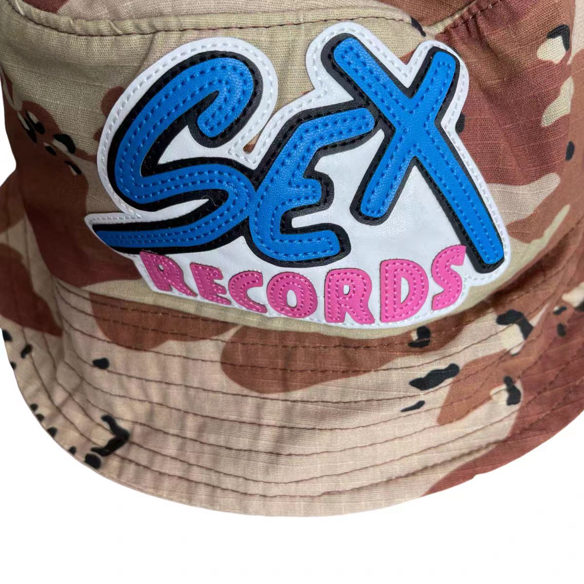 Sex Records Flat Brim Baseball Hat Women's Ch Crow Tongue Fashion Brand Men's Matty Boy 40zj-image-902026899