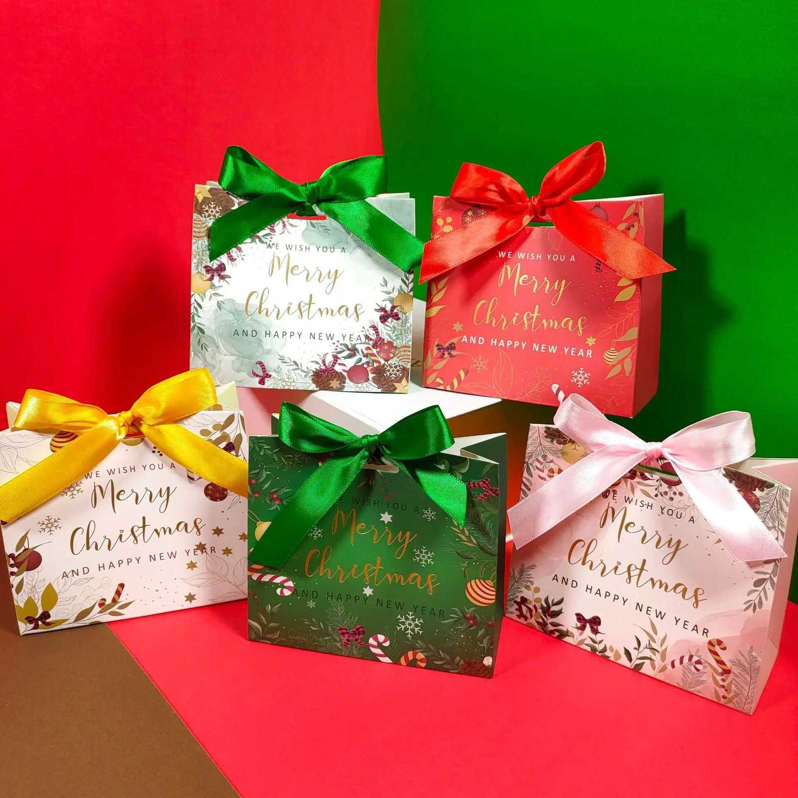 1PCS Merry Christmas Party Favor Kids Mini Gift Paper Candy Box Red Green White For 2024 New Year Ceremony Events Decor 2025 C251127-image-1086356010