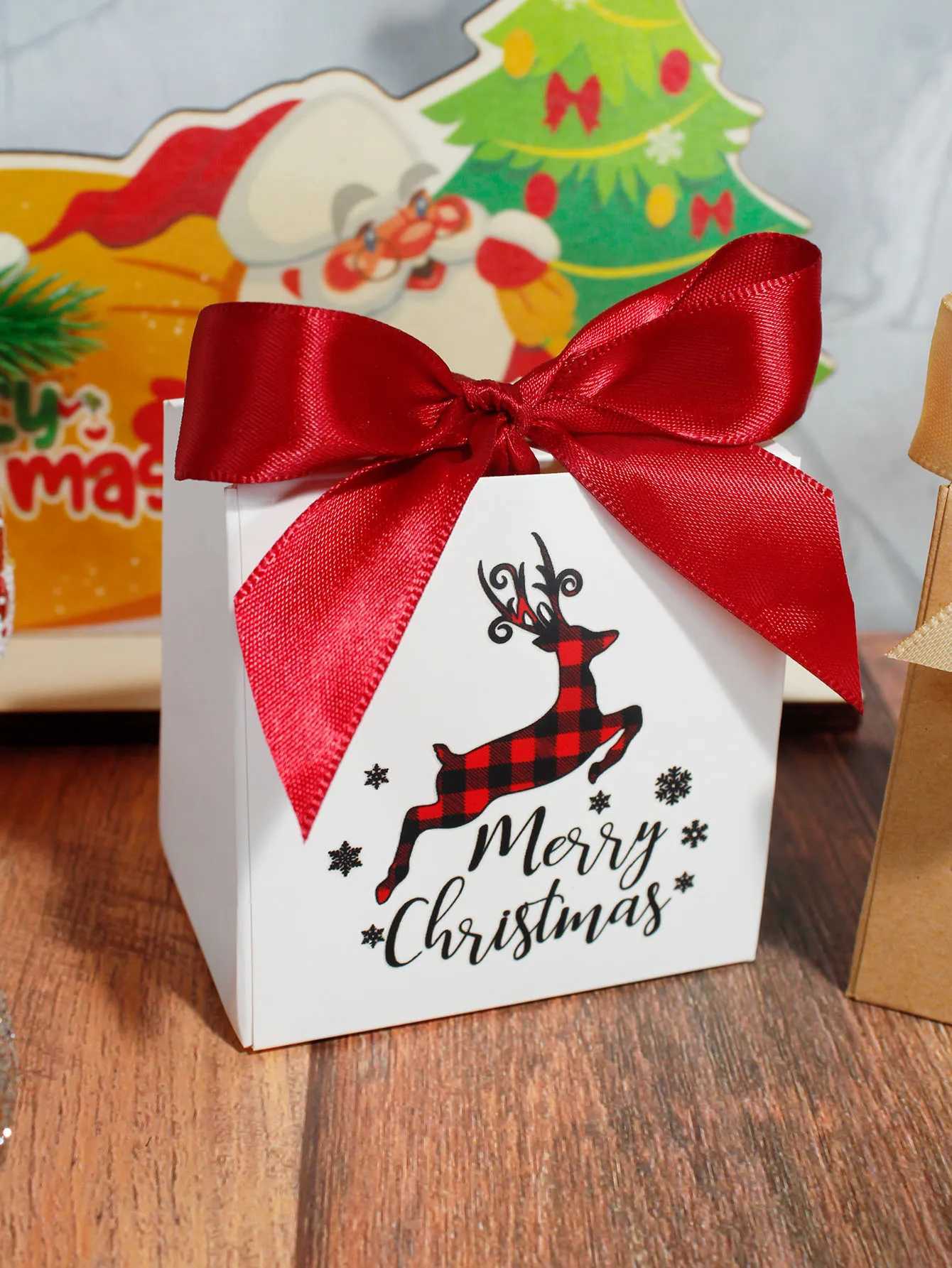 20/50/100pcs Christmas Gift Box Holiday Goodie Paper Boxes Xmas Treats Party Favors Cookie Boxes Treat Boxes C251127-image-1086356029