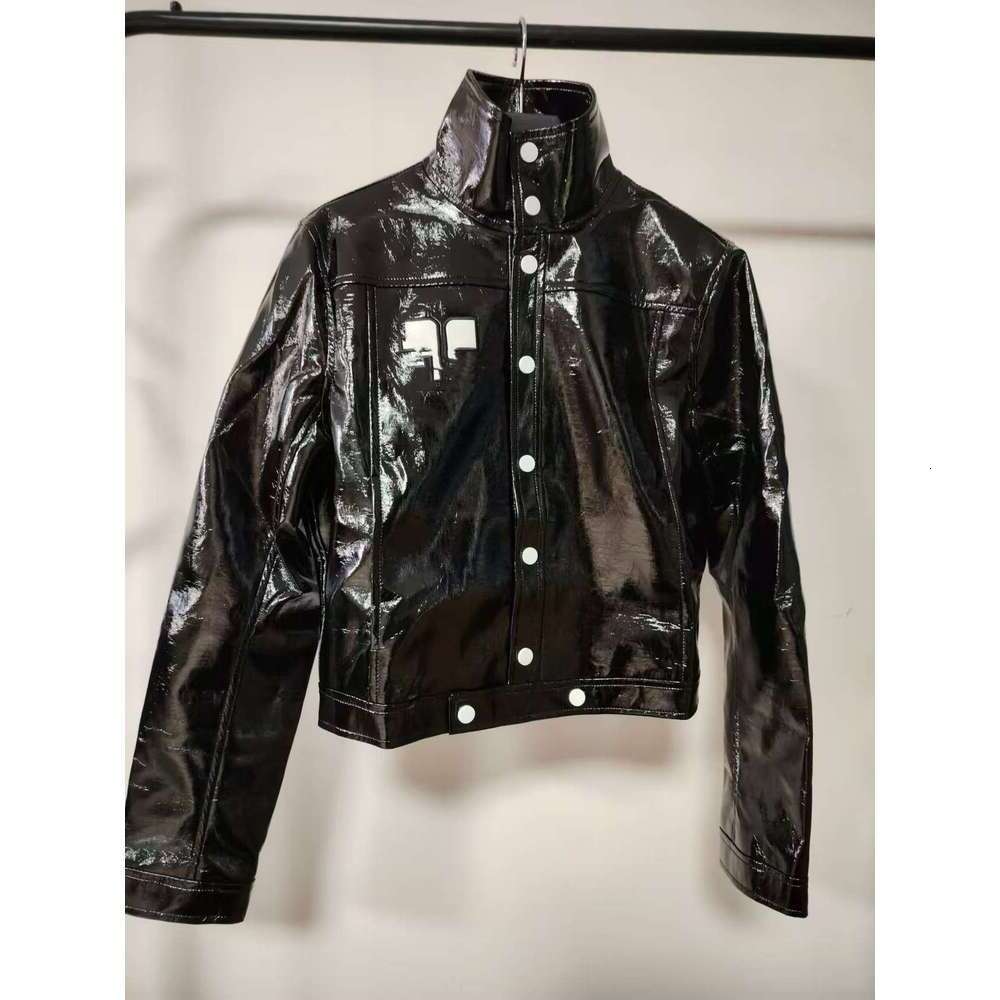 1/1 New Designer Cour Shirt Jacket Woman Jacket High Quality Patent Leather Shiny Pu Jacket Trendy Shiny Slim Fit Long Sleeved Jacket jennie skirt J