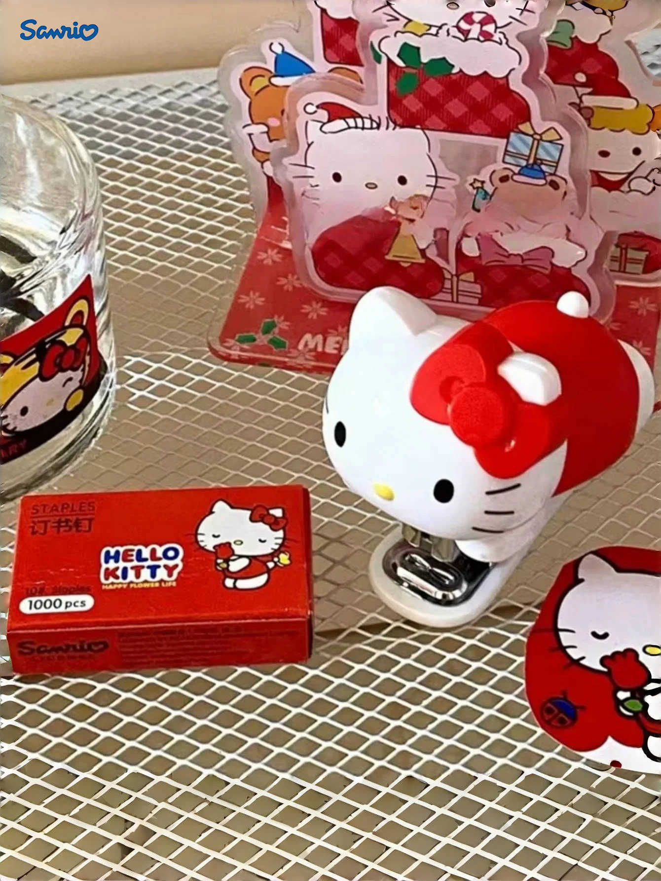 Sanrio 1PC Hello kawaii Kitty Stapler Set Mini Stapler Cute Cartoon Stapler Test Paper Binding Machine for Back to school season gifts H251128-image-1086419635