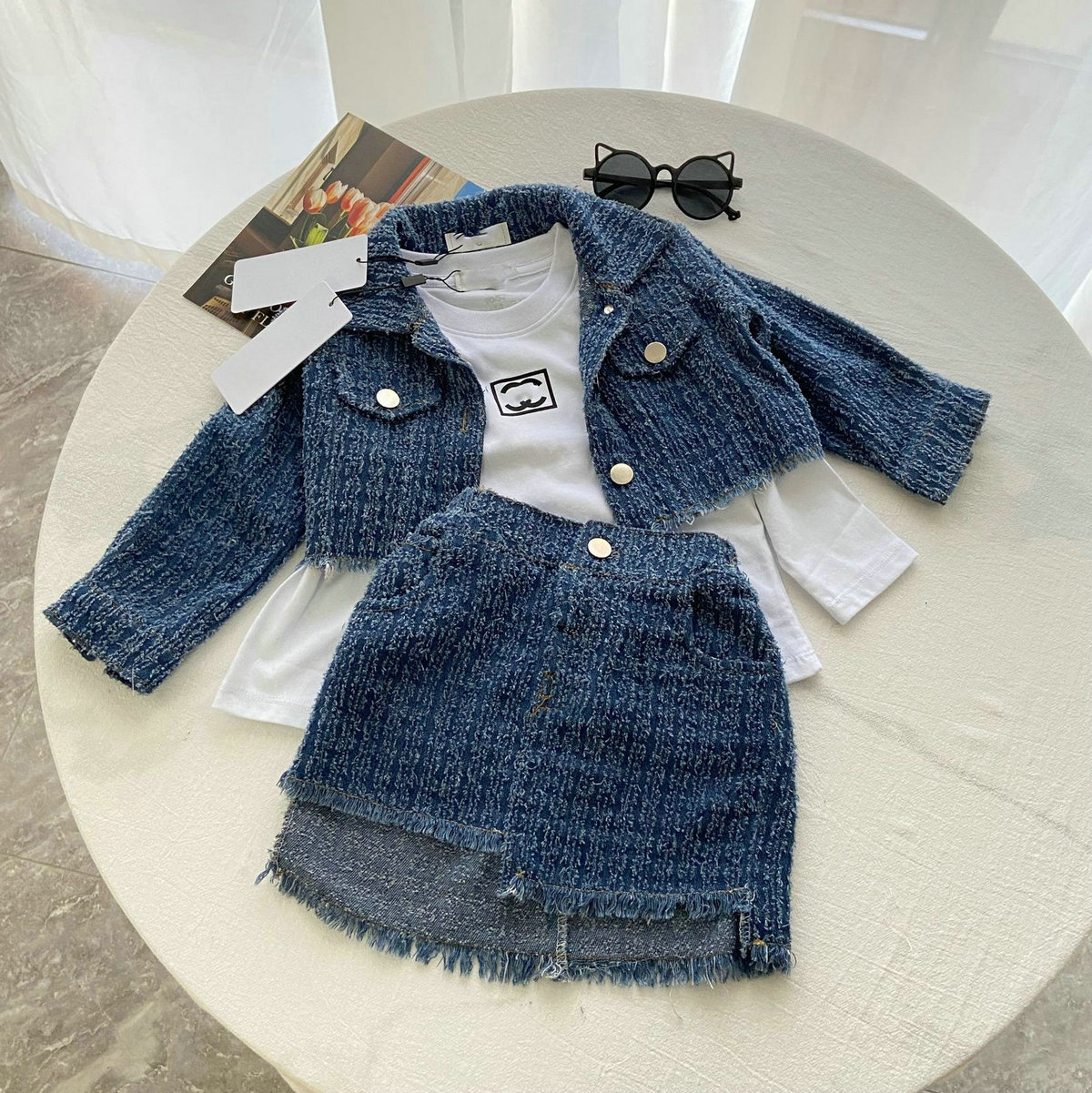 Designer Clothes Childrens clothing Denim Suit Girls Raw Edge Long Sleeve Short Jacket T Shirt Split Midi Skirts Autumn Small Fragrance Style 3piece
