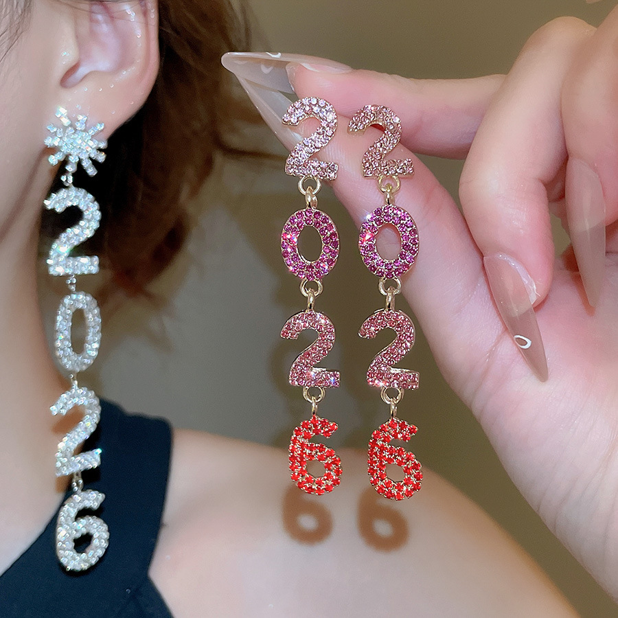 Aiguille en argent super étincelante incrustée de diamants fleur numéro 2026 pendentif pompon polyvalent à tige légère de luxe haut de gamme pour
