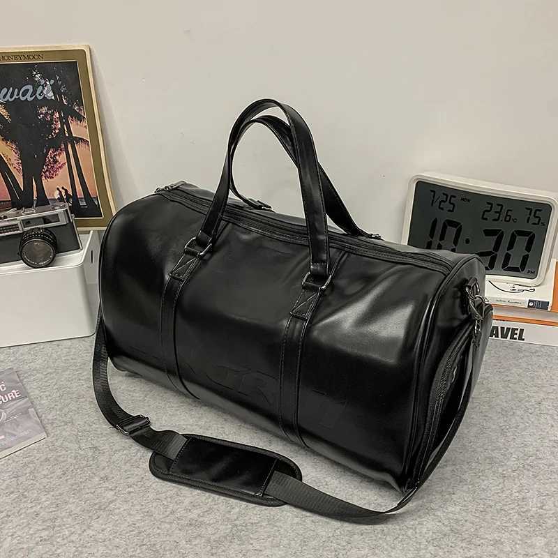 Minimalist Black PU Leather Travel Duffel Bag for Men Water Resistant Gym Sports Shoder Large Capacity Weekender Overnight Bag Y251128-image-1086505808