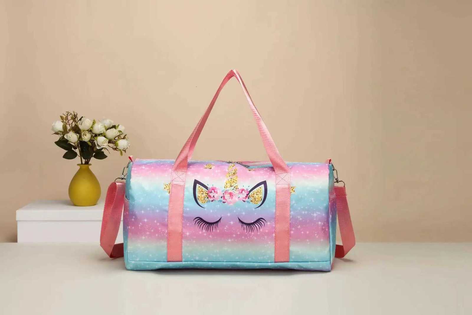 Children Outdoor Travel Bag Unicorn Print Shoder Crossbody Bag Large Capacity For Wet And Dry Separati Fitness Tote Bag Y251128-image-1086505064