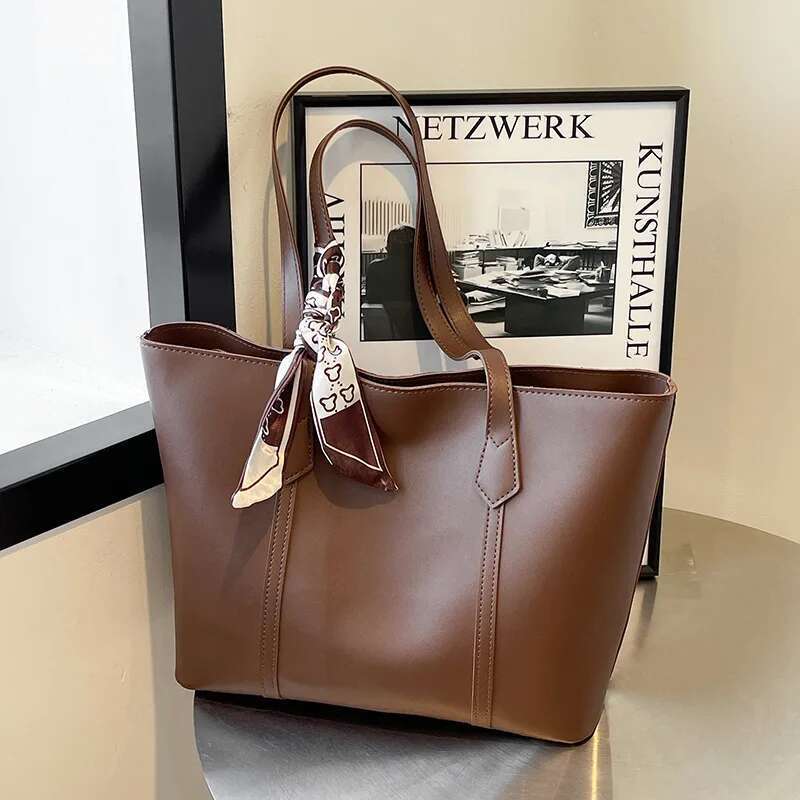 Women S New Summer Black Handbag Large Capacity Shoulder Niche Commuter Woman Bag Tote Bags Handbags Bolsa Bagdesigner Bag