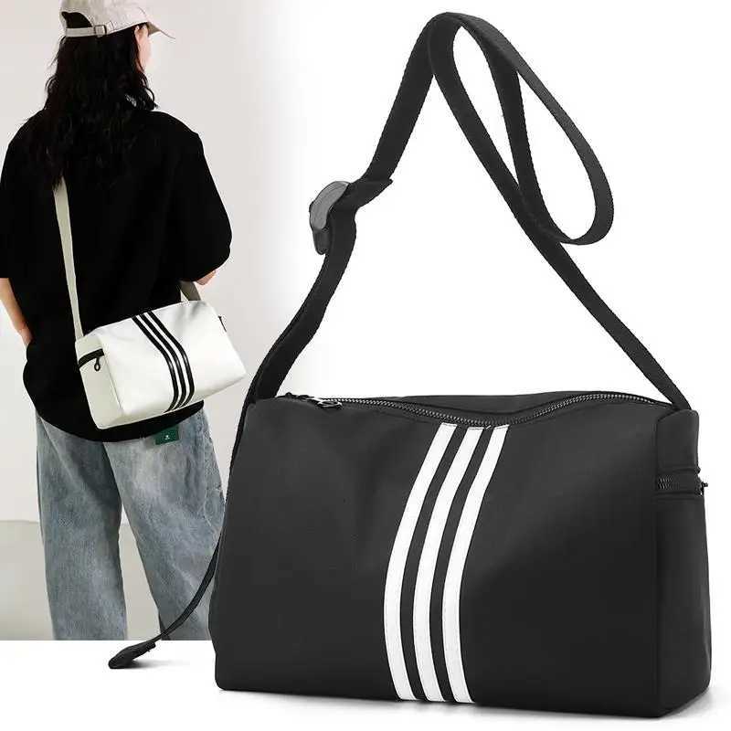 Unisex Oxford Shoder Bag Cpact Square Crossbody Sling for Sports Daily Use Underarm Bag Y251128-image-1086505892