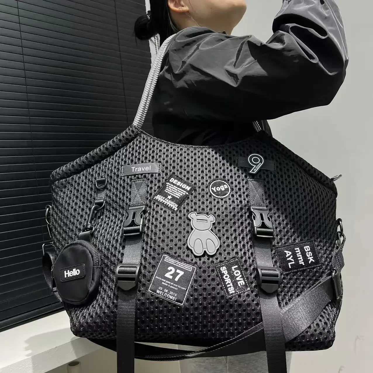 Ladies fiable cloth nyl mesh travel shoder bag with large capacity lightweight and mti lock casual handbag Y251128-image-1086505995