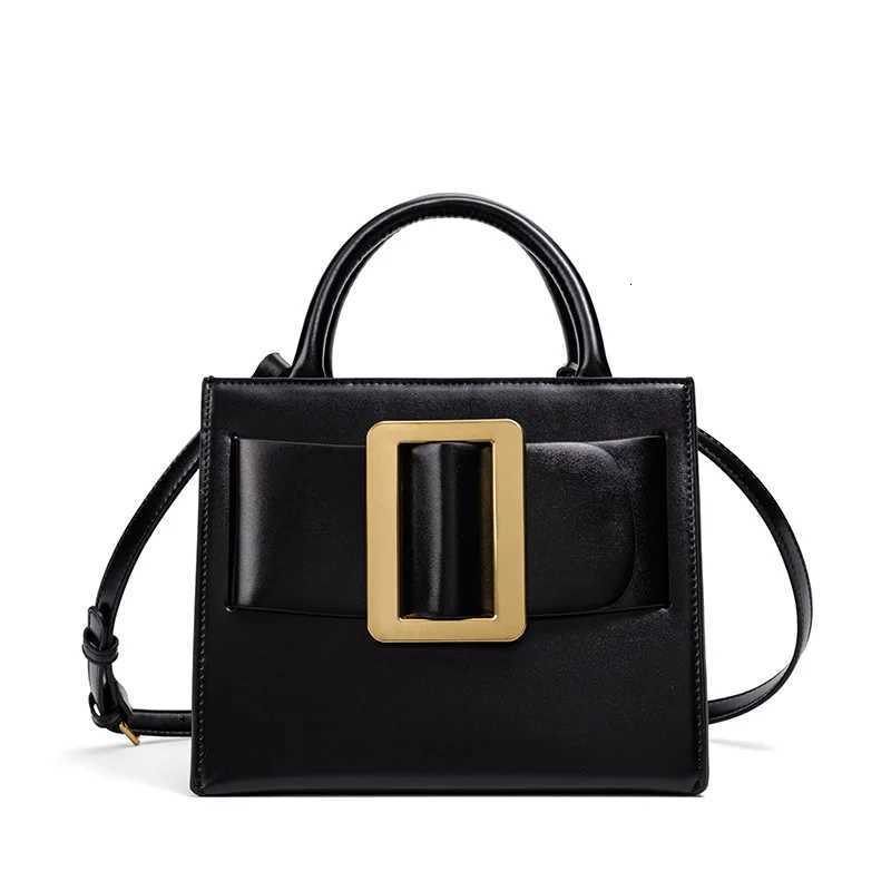 Designer New High Quality Trendy Shoderboyy designer bag Wen Unique Belt Buckle Deco Handbag Square Versatile Cmuting Bag