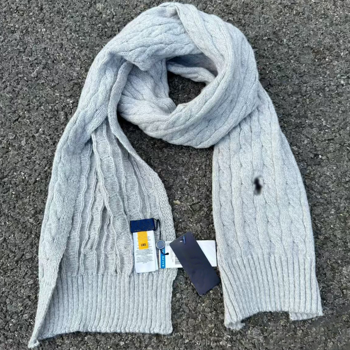 Foulard de luxe pour femmes lettres brodées motif de torsion de pâte frite 165 * 30 cm élégant cent chaleur hiver polyvalent chaud