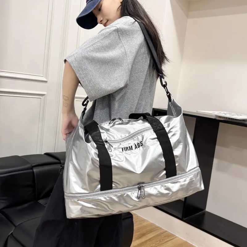 Large Capacity Wens Fitness Duffel Bag Waterproof Pearlescent Sports Training Handbag with Shoe Pocket Yoga Travel Bag Y251128-image-1086505823