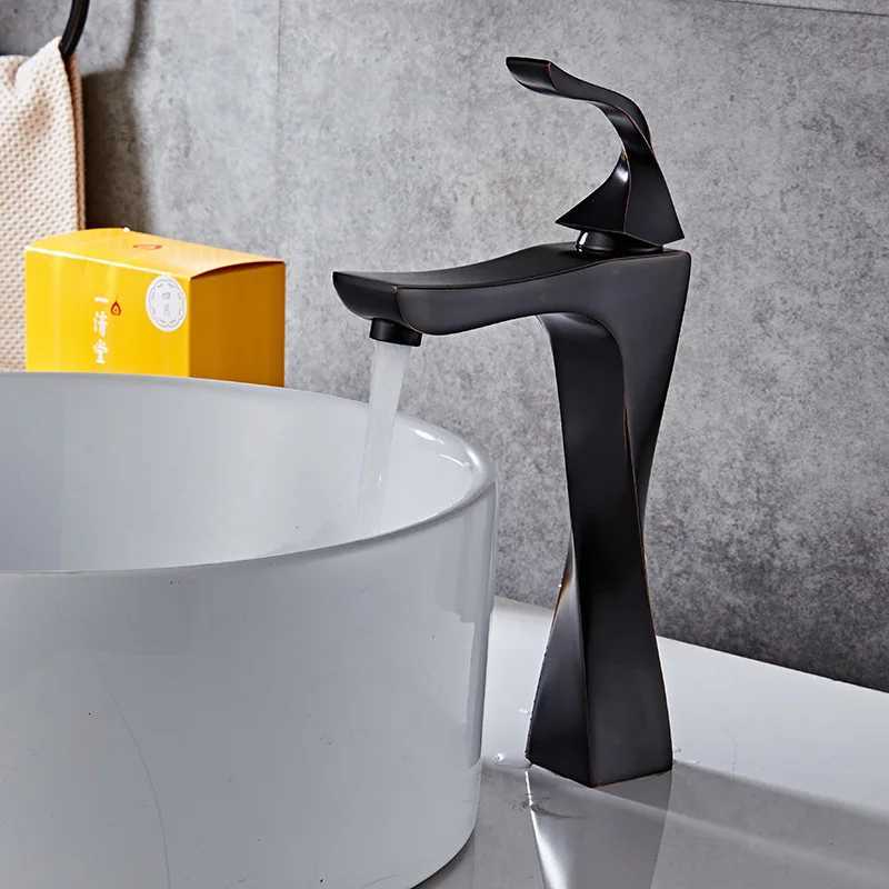 Hot and Cold Water Tap Single Handle Bathroom Faucet Nordic Basin Faucet Golden Chrome Single Hole Water Mixing Tap Deck Mounted M251129-image-1086591430