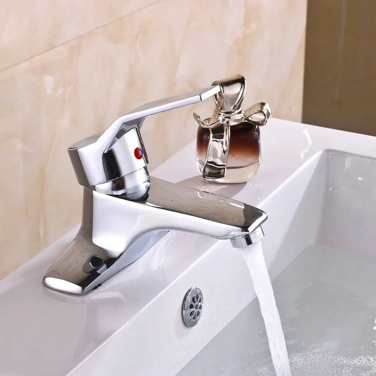Faucet Bathroom Hot and Cold Mixer Faucet Copper Double Hole Basin Bathroom Faucet Accessories Toilet Faucet Washbasin Faucet M251129-image-1086590764
