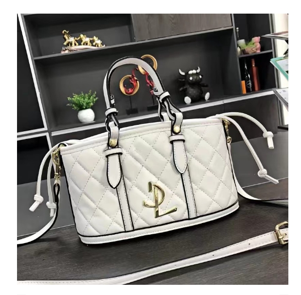 2025 Fashion Classical Designer Sac de mode Designer Femme sac à main Sacs à main Designers Handsbag en cuir Tote Wallet 1112