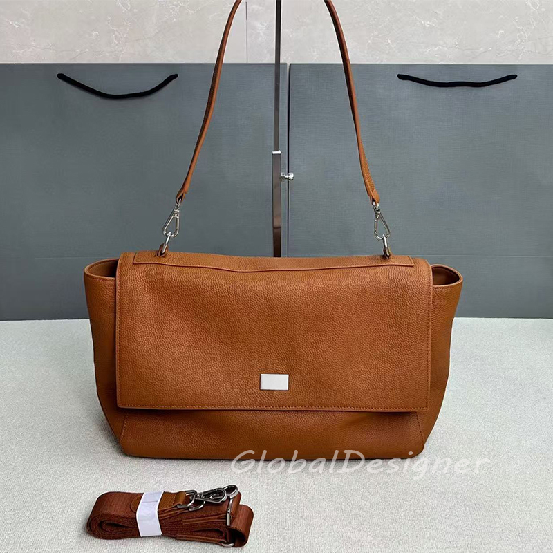 Femmes de luxe sacs fourre-tout tournant de boucle de boucle de boucle concepteur de rodéo sac à épaule réglable veaux veaux de la peau argentée