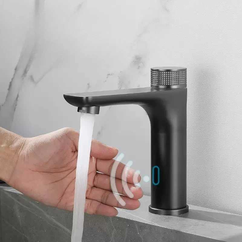 Sensor Bathroom Faucet Cold and Hot Deck Mounted Tap Brass Material Battery-powered Basin Sink Tap M251129-image-1086592066