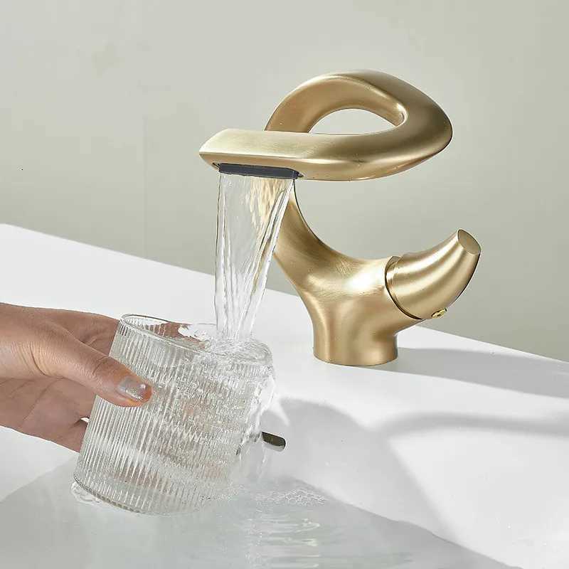 Tuqiu Brushed Gold Bathroom Faucet Gold Basin Faucet Hot and Cold Black Sink Faucet Deck Mounted Toilet Mixer Grey Water Tap M251129-image-1086589795