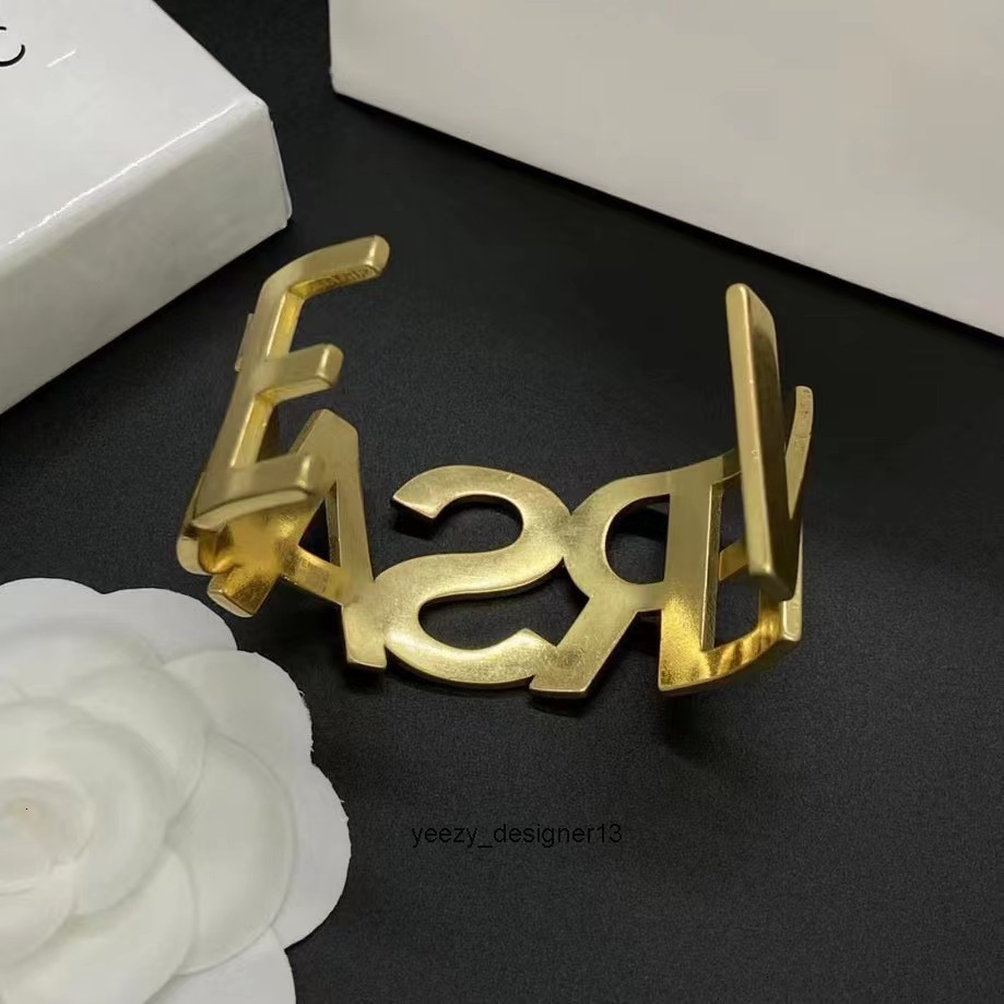 designer charm brelets luxury jewelry for men women gold silver woman letter brass adjustable open brelet fashionable high end brele versely verse2