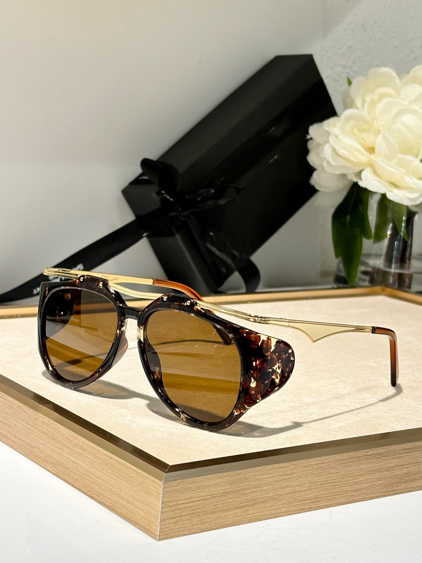 Lunettes de soleil designer pour hommes Lans noirs pour femmes lunettes de soleil Pilote de soleil ovales