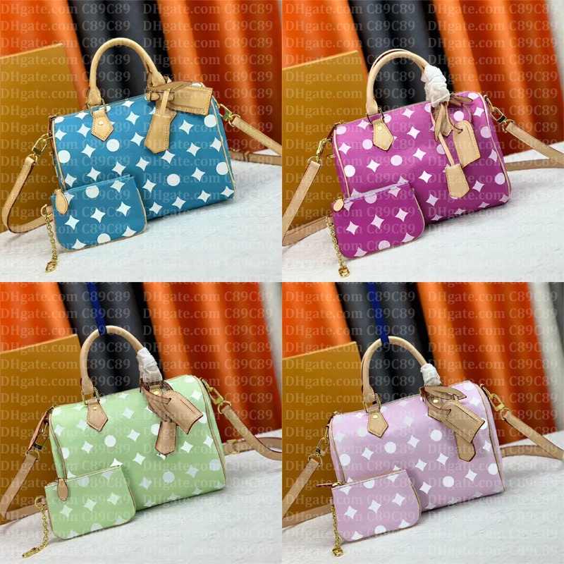 Sac d'oreiller Sac de créateur Sacs de soirée Cowhide Vowsine en cuir véritable lettre de mode Imprimé zipper ouvert avec un petit paquet