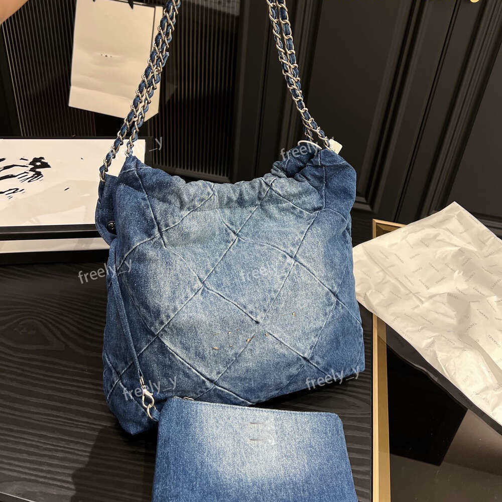 2025 Shoulder Bags Denim Bag C Letter Ladies Shoulder Bag Genuine Leather Drawstring Handbag Gold or Silver Chain Tote Bag Travel 22 Bag Luxury Bag