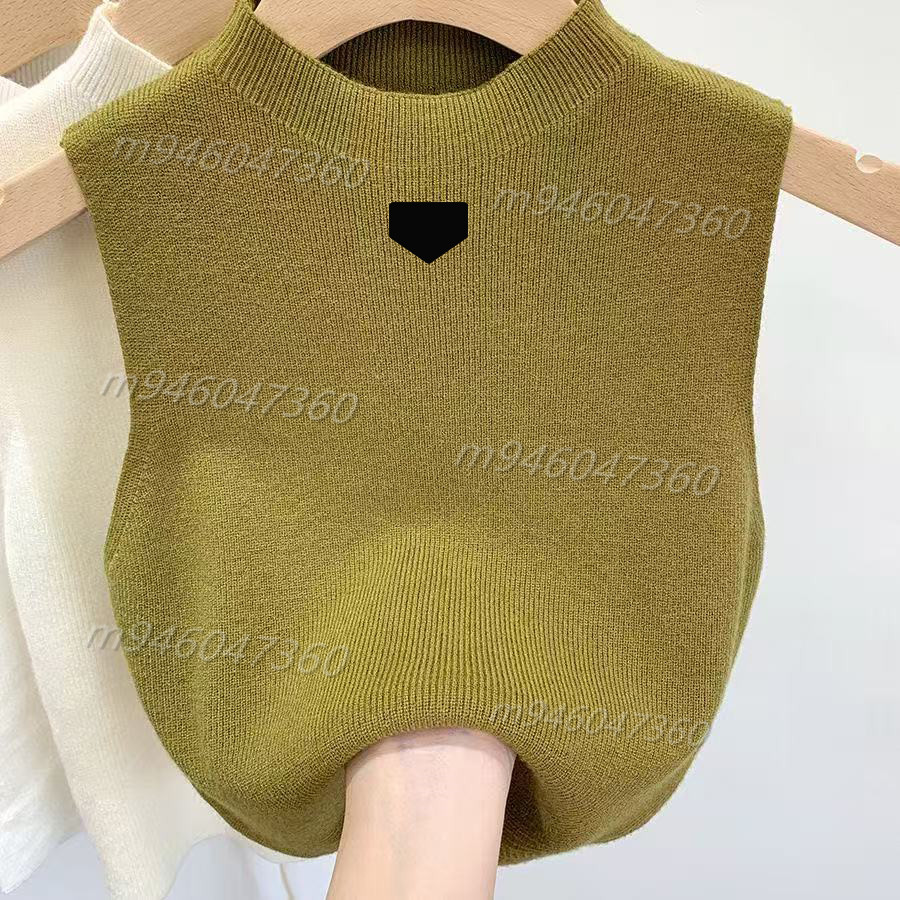 Womens Designer Tank Crop Tops 2025 Slim Fit Sexy T Shirt Camis Cotton-blend Bra Vest Ladies Solid Vintage Femme Clothes