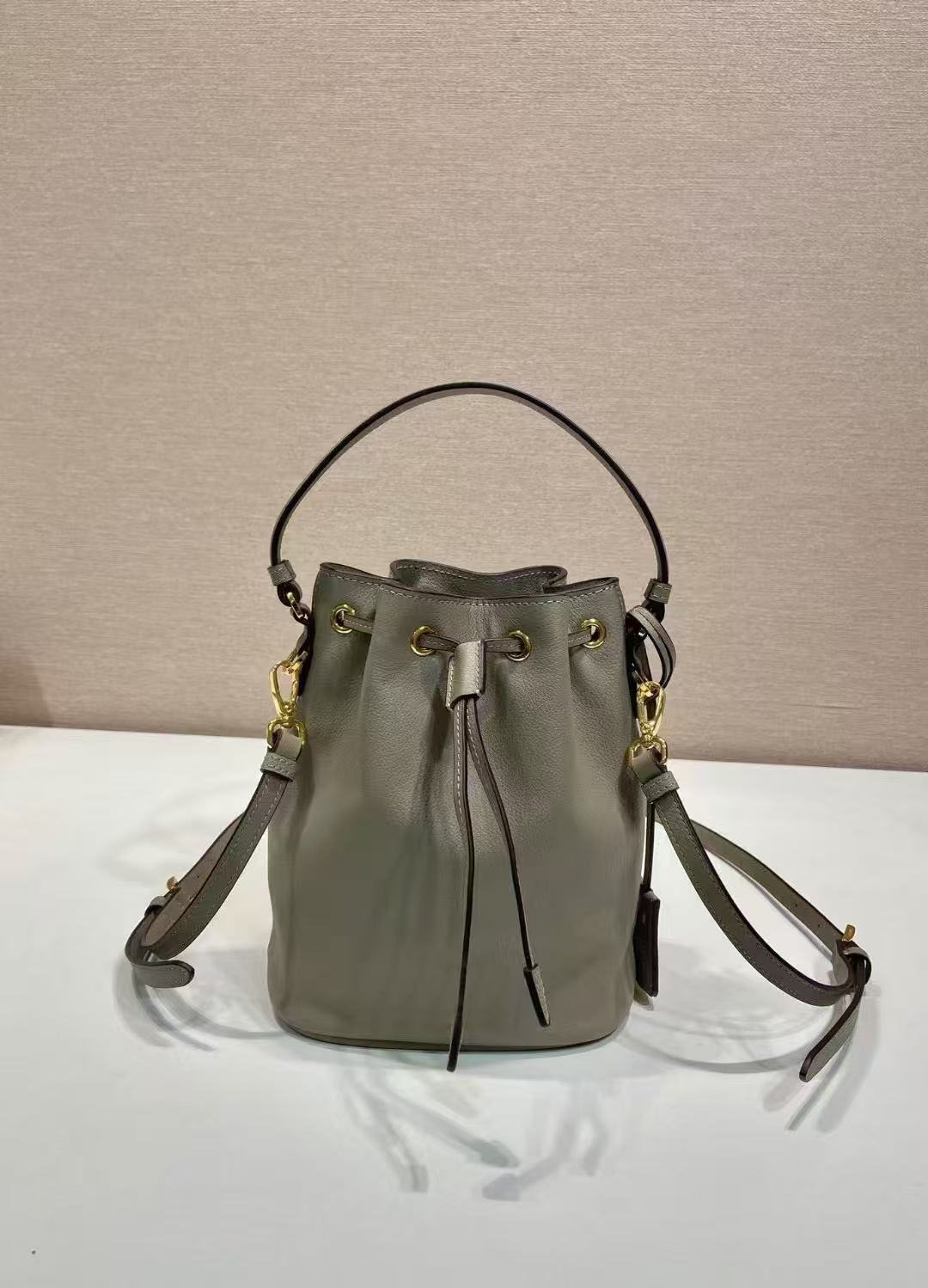 10A Fashion items, new shoulder bucket bags, high quality With box